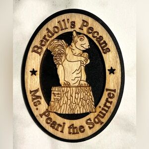 Ms. Pearl the Squirrel Souvenir Wooden Magnet. Berdoll’s Pecans near Austin, TX